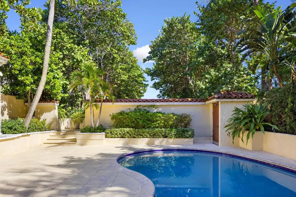 1550 S Ocean Boulevard Palm Beach FL 33480