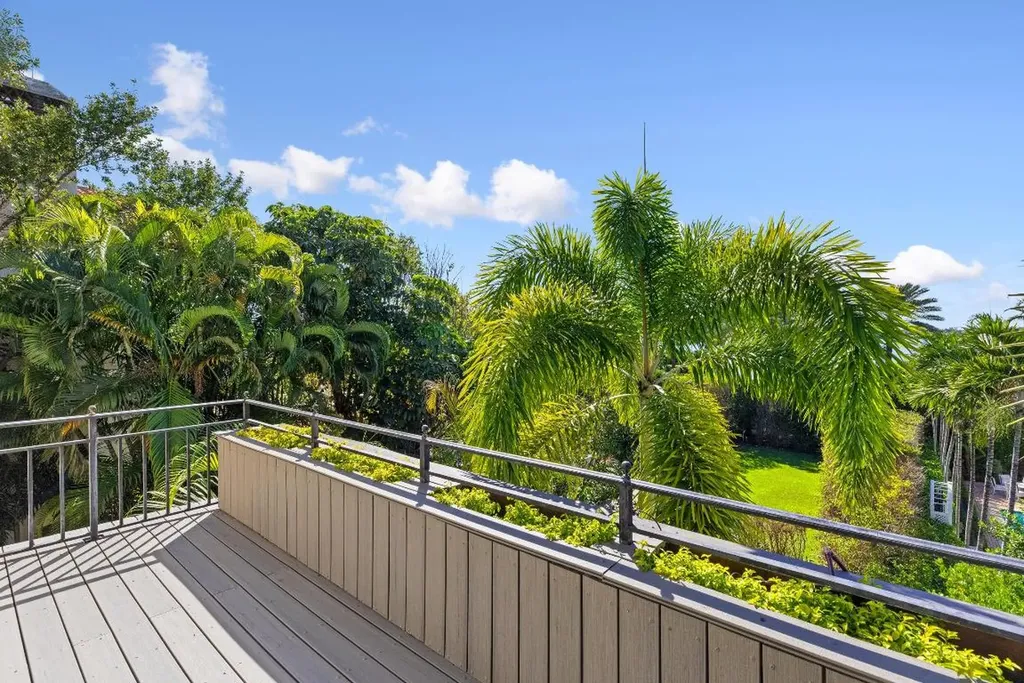1550 S Ocean Boulevard Palm Beach FL 33480