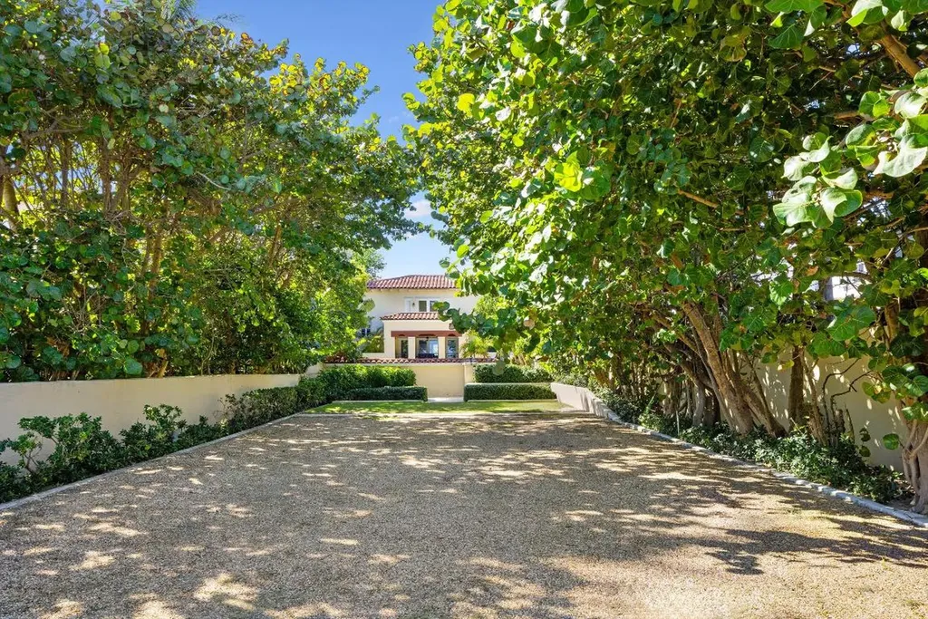 1550 S Ocean Boulevard Palm Beach FL 33480