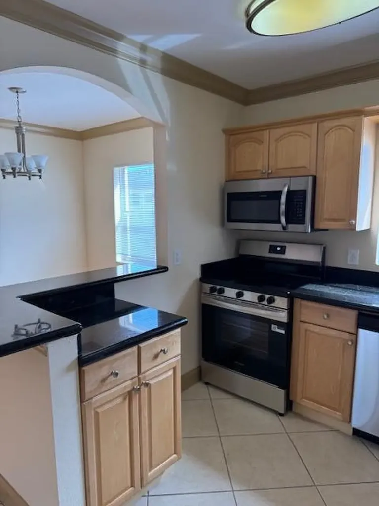 744 NE 14th Avenue Fort Lauderdale FL 33304