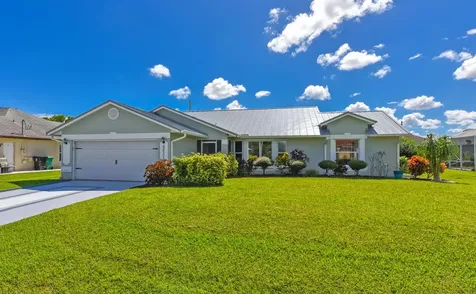 6831 NW Hogate Circle Port St Lucie FL 34983