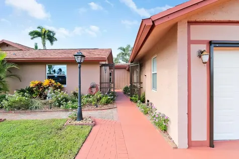10438 Pippin Lane Royal Palm Beach FL 33411