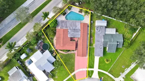 10438 Pippin Lane Royal Palm Beach FL 33411