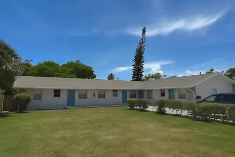 125 W 17th Street Riviera Beach FL 33404