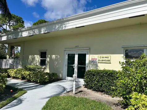 11170 SE Sea Pines Circle Hobe Sound FL 33455