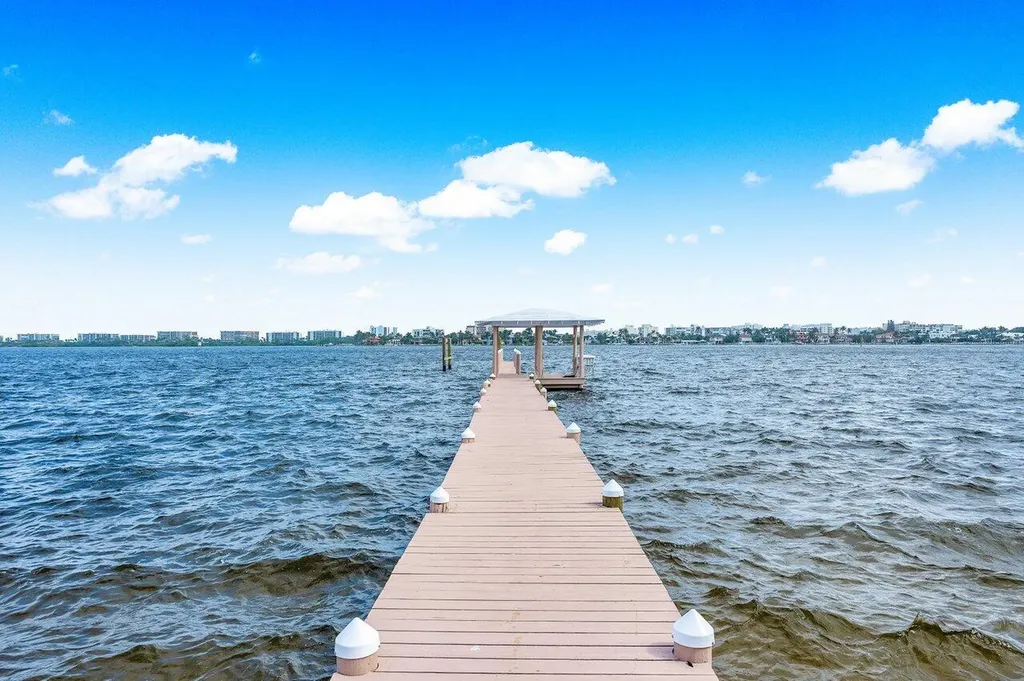 1 S 18th Avenue S Lake Worth Beach FL 33460