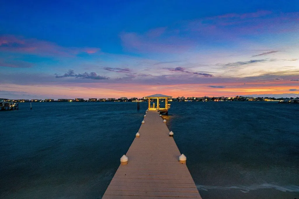 1 S 18th Avenue S Lake Worth Beach FL 33460
