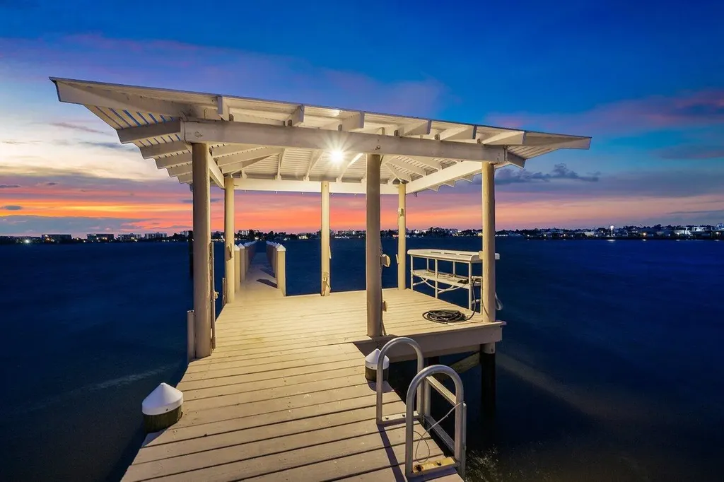 1 S 18th Avenue S Lake Worth Beach FL 33460
