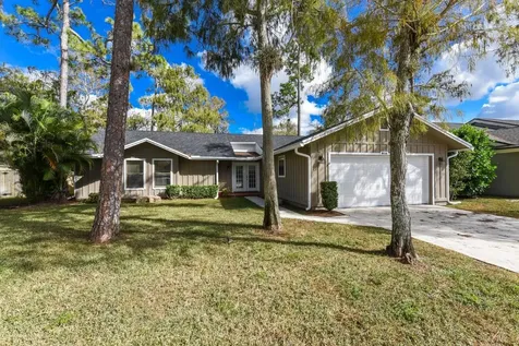 916 Daffodil Drive Wellington FL 33414