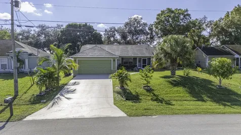 1626 SW Ruiz Terrace Port St Lucie FL 34953