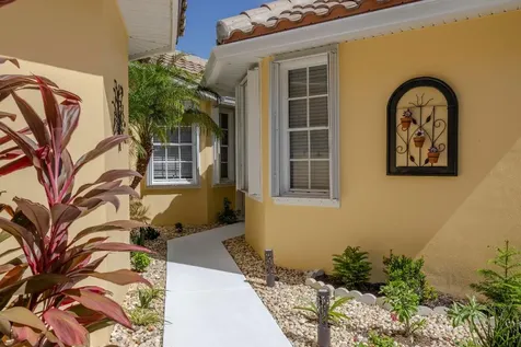 1668 Victoria Circle Vero Beach FL 32967
