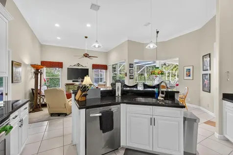 9923 SE Oak Tree Terrace Tequesta FL 33469