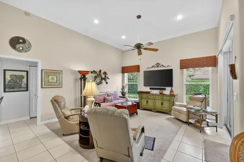 9923 SE Oak Tree Terrace Tequesta FL 33469