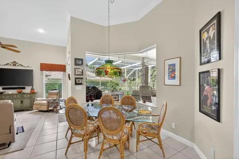 9923 SE Oak Tree Terrace Tequesta FL 33469