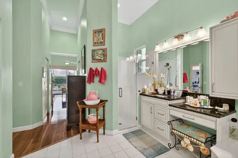 9923 SE Oak Tree Terrace Tequesta FL 33469