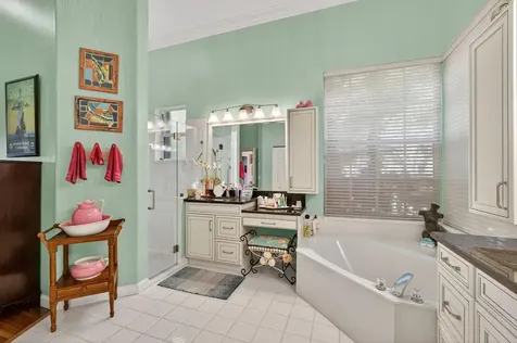 9923 SE Oak Tree Terrace Tequesta FL 33469