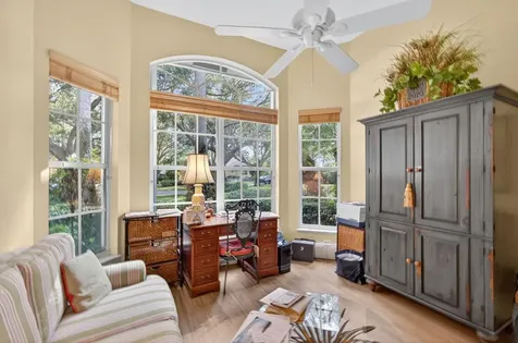 9923 SE Oak Tree Terrace Tequesta FL 33469