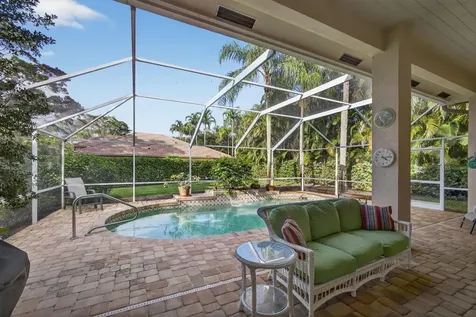 9923 SE Oak Tree Terrace Tequesta FL 33469