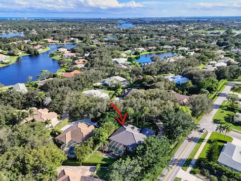 9923 SE Oak Tree Terrace Tequesta FL 33469