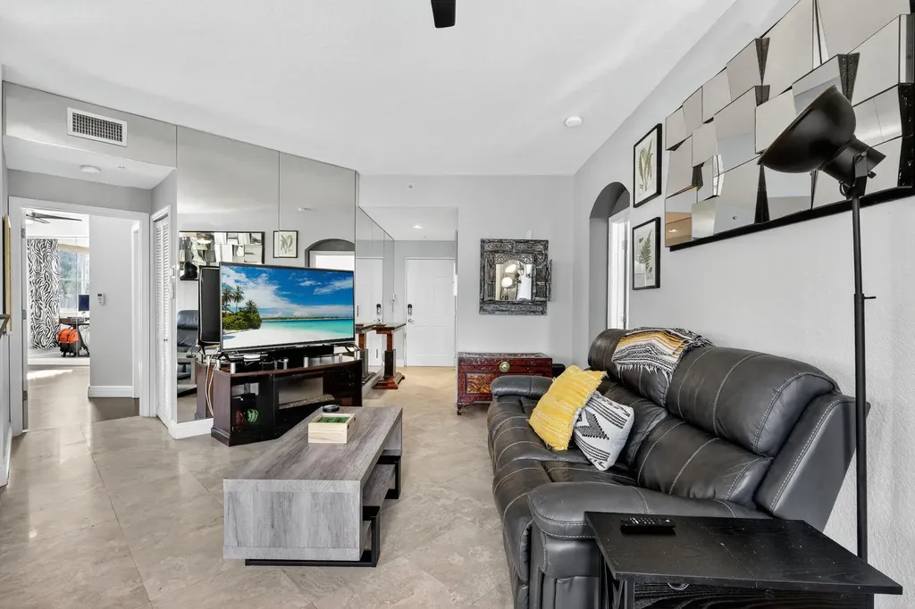 11011 Legacy Lane Palm Beach Gardens FL 33410