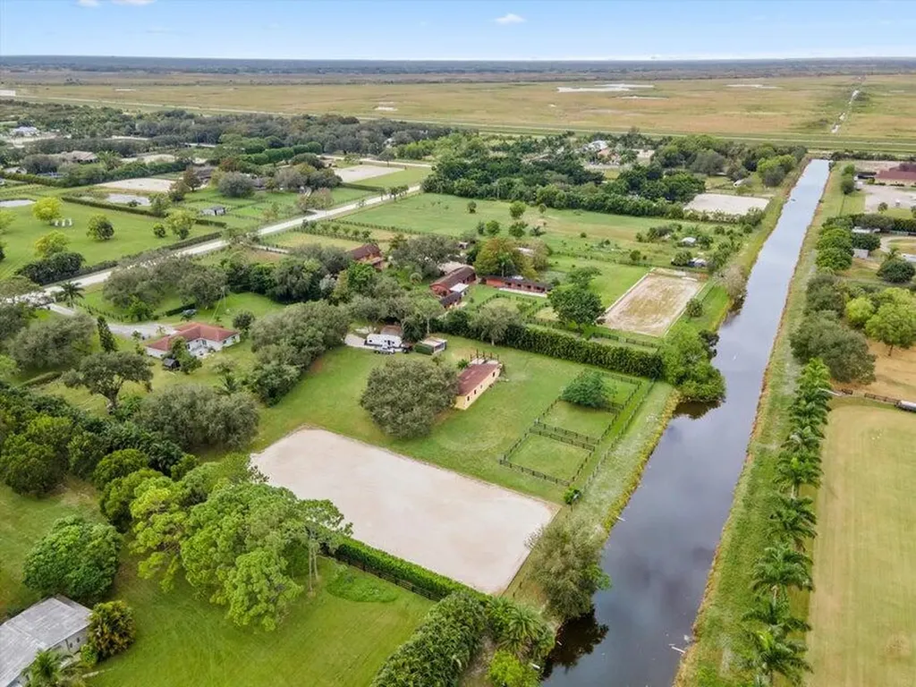 16693 Deer Path Lane Wellington FL 33470