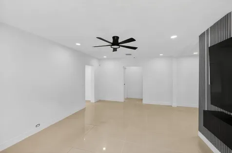 2244 SW 10th Street Miami FL 33135