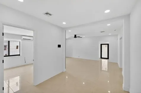 2244 SW 10th Street Miami FL 33135