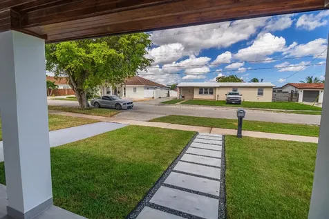 11014 Westwood Lake Drive Miami FL 33165