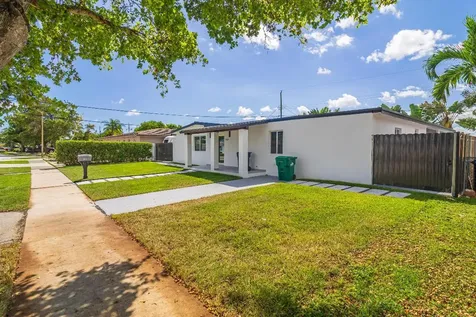11014 Westwood Lake Drive Miami FL 33165