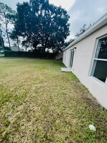 915 Braganza Avenue SE Palm Bay FL 32909