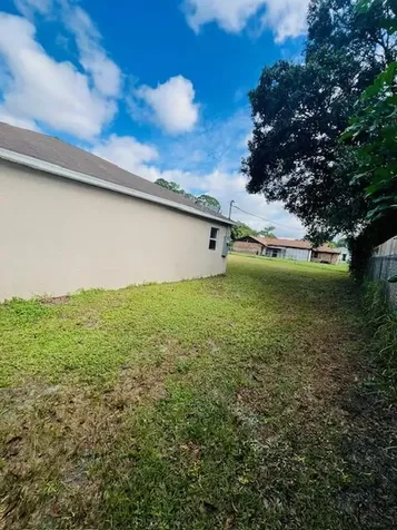 915 Braganza Avenue SE Palm Bay FL 32909