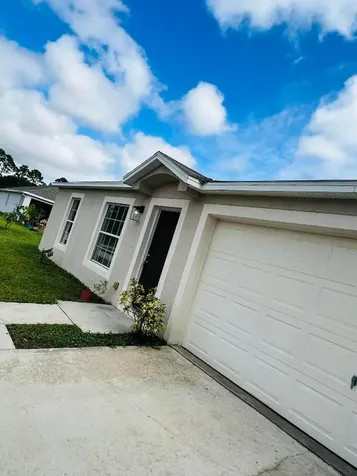 915 Braganza Avenue SE Palm Bay FL 32909