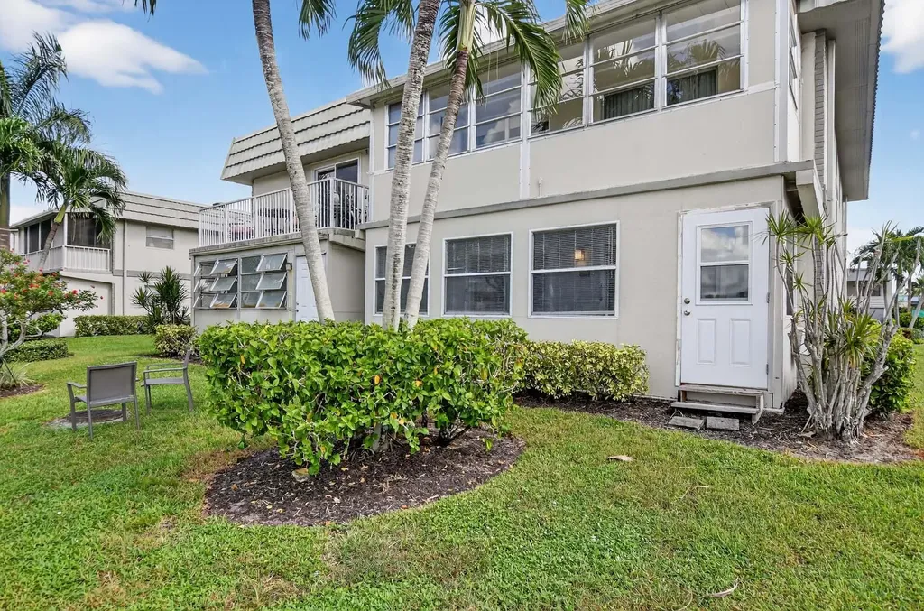 360 Flanders H Delray Beach FL 33484