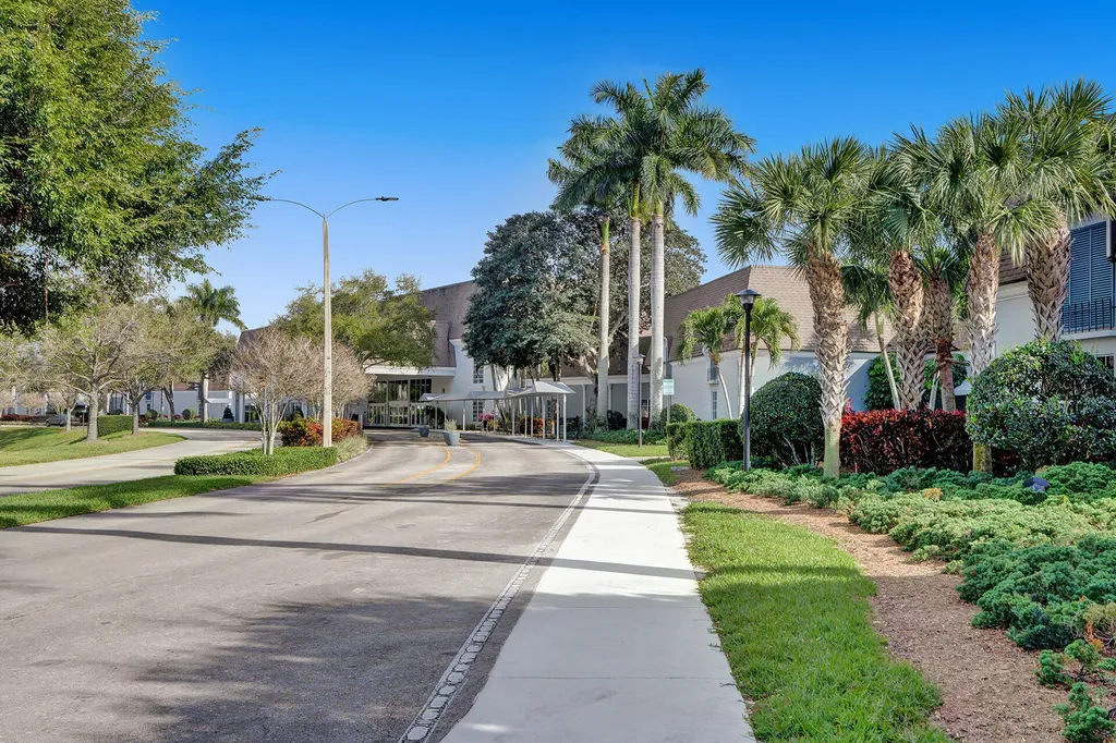 360 Flanders H Delray Beach FL 33484