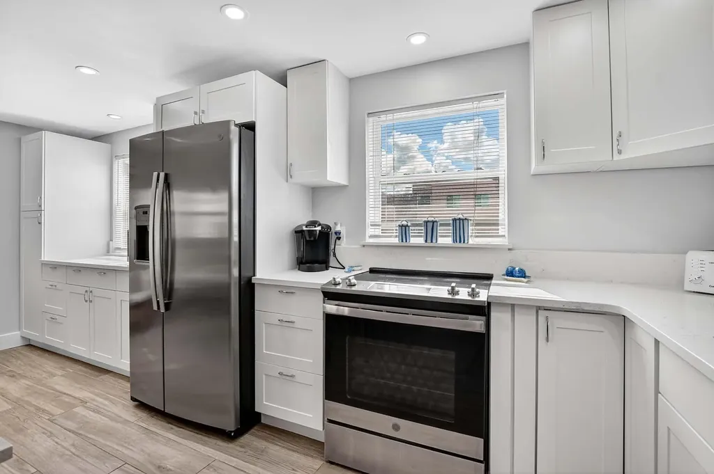 360 Flanders H Delray Beach FL 33484