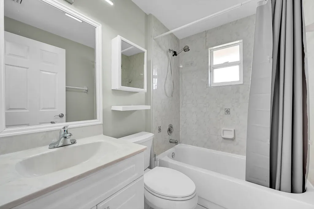 1652 SW Crawford Avenue Port St Lucie FL 34953