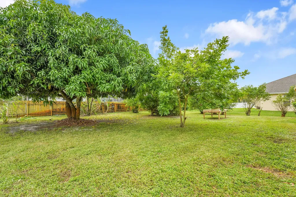 1652 SW Crawford Avenue Port St Lucie FL 34953