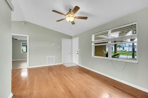 1652 SW Crawford Avenue Port St Lucie FL 34953