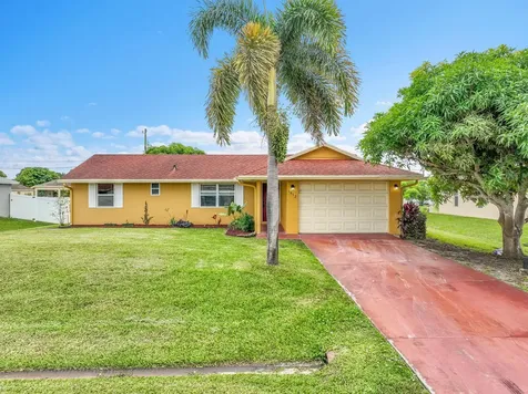 1652 SW Crawford Avenue Port St Lucie FL 34953