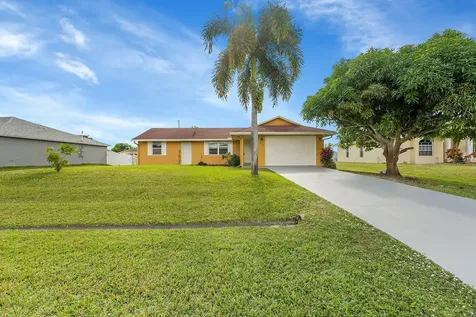1652 SW Crawford Avenue Port St Lucie FL 34953