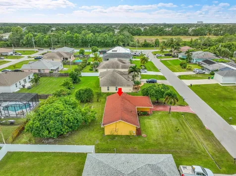 1652 SW Crawford Avenue Port St Lucie FL 34953