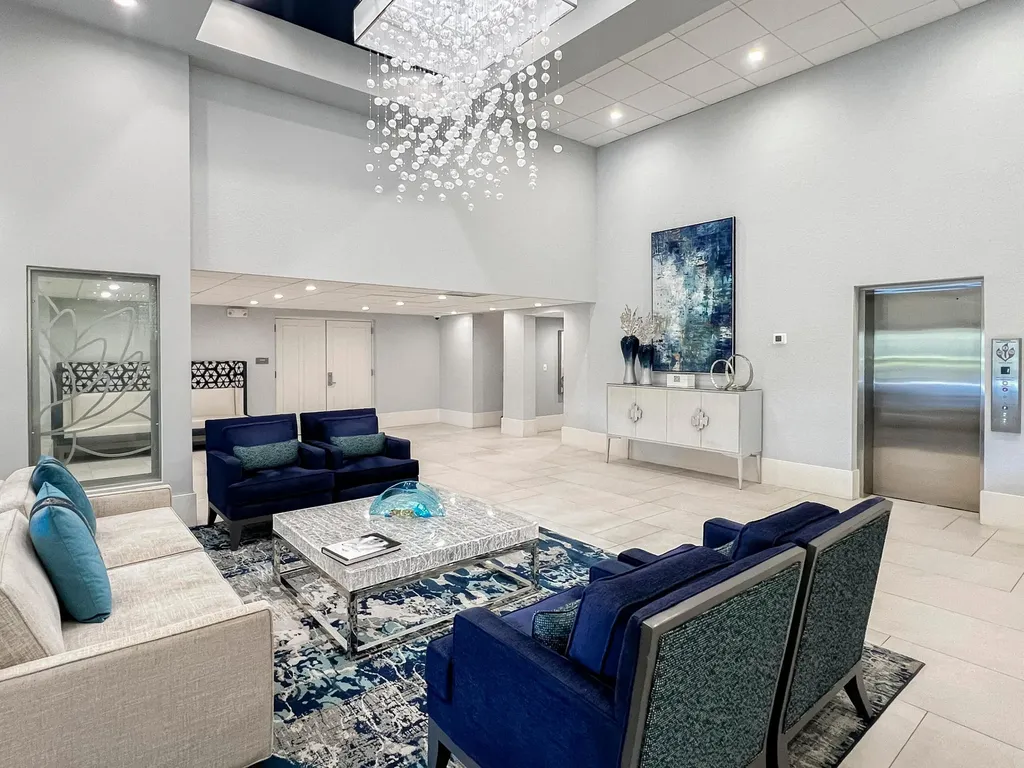 6865 Huntington Lane Delray Beach FL 33446