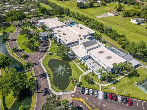 6865 Huntington Lane Delray Beach FL 33446