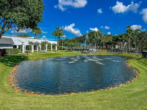6865 Huntington Lane Delray Beach FL 33446