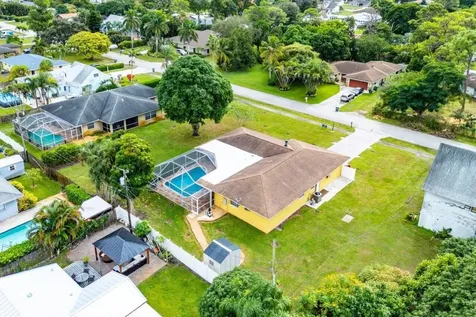 5455 Pine Tree Drive Delray Beach FL 33484