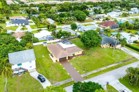 5455 Pine Tree Drive Delray Beach FL 33484