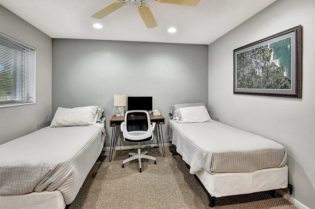 2430 S Federal Highway Boynton Beach FL 33435