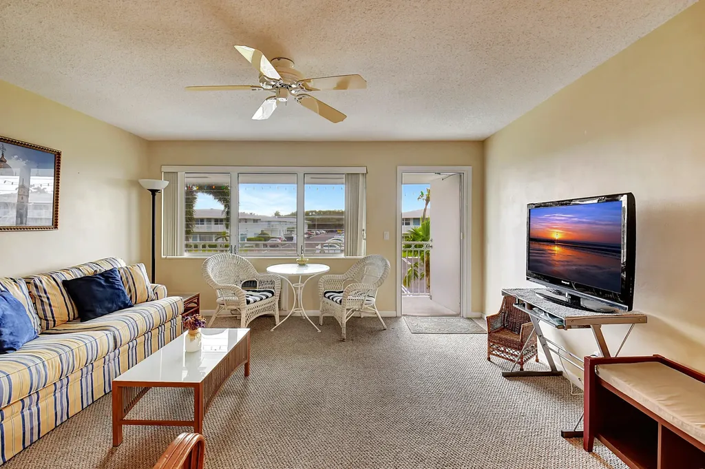 2430 S Federal Highway Boynton Beach FL 33435