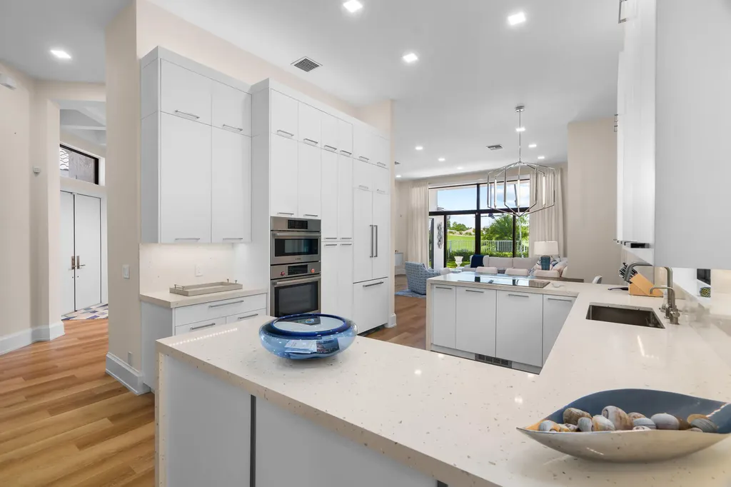 16125 Villa Vizcaya Place Delray Beach FL 33446
