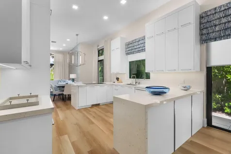 16125 Villa Vizcaya Place Delray Beach FL 33446
